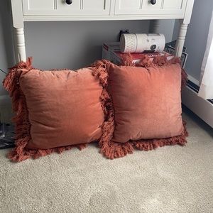 Decor pillows